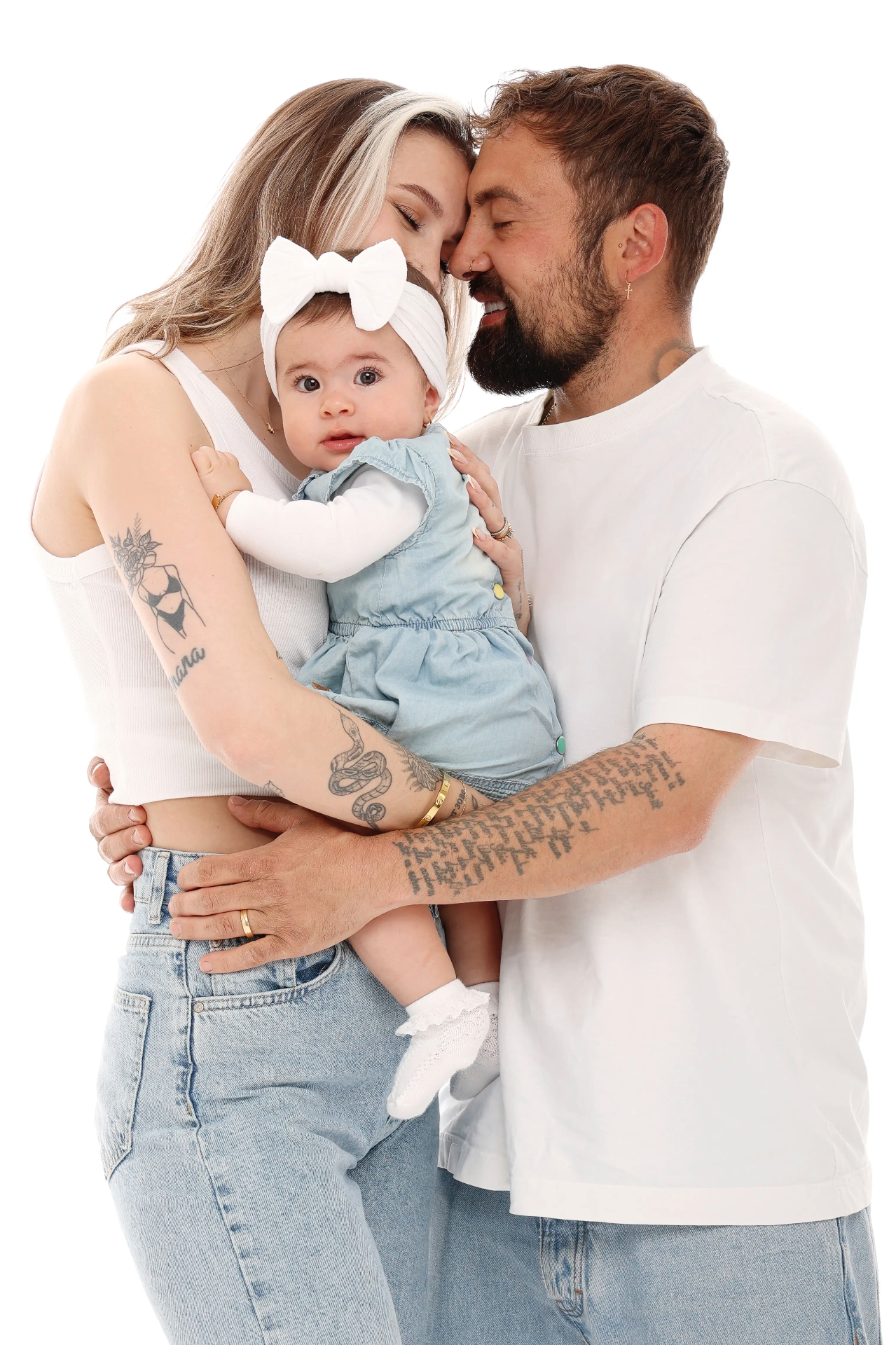 Professionelles Familien-Fotoshooting mit Baby im Studio Zentralschweiz – Fotoatelier Mariano Immensee