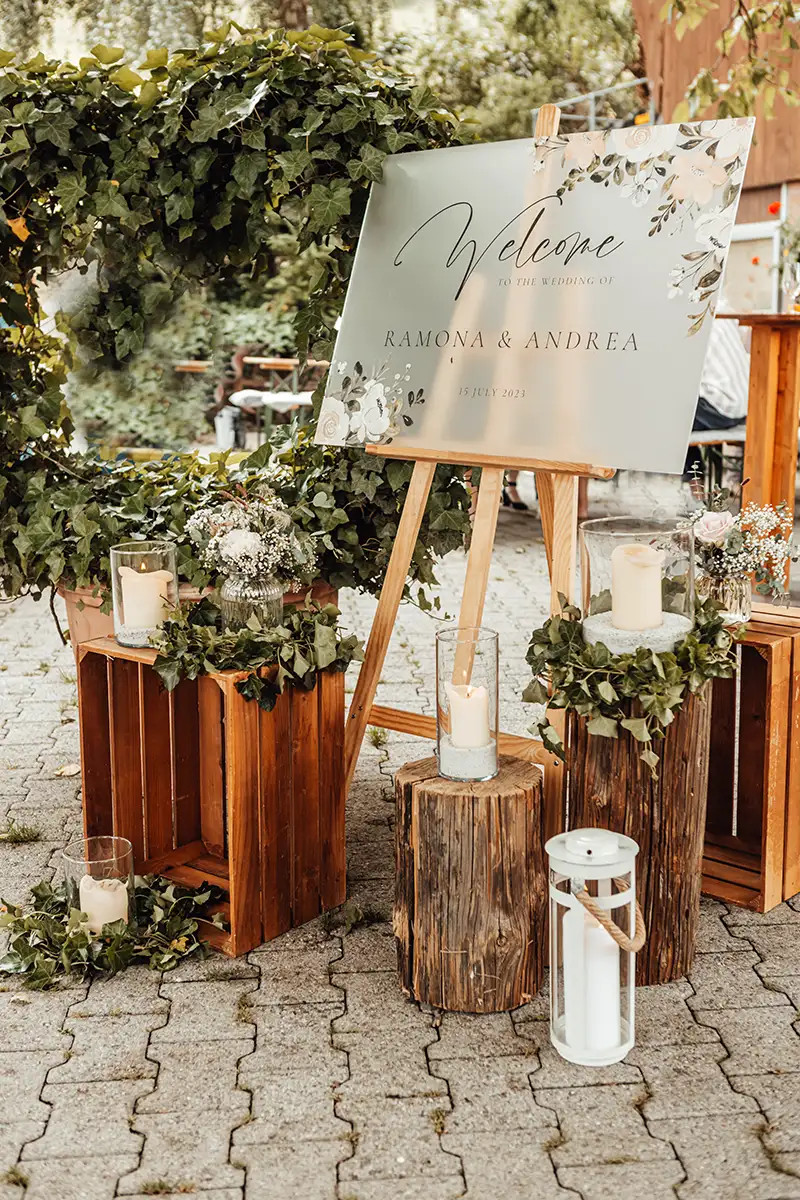 Willkommensschild und Dekoration bei der Hochzeit im Hof Landschi Küssnacht