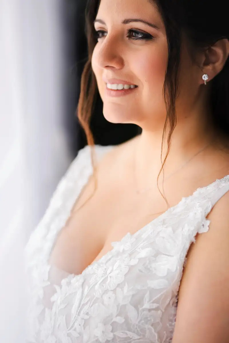 Porträt der Braut Valentina vor der Hochzeit in Meggen und Luzern.