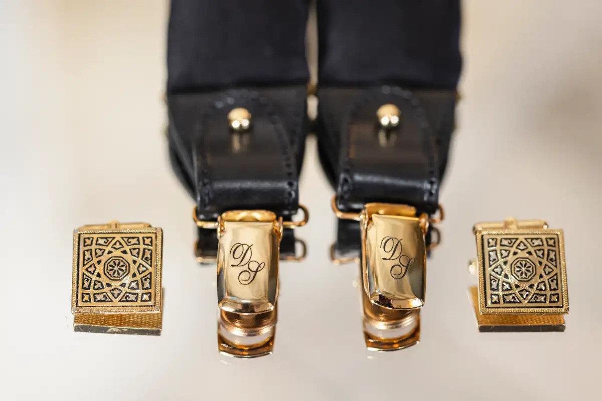 Schuhe und Accessoires für die Hochzeit von Mathias und Daniel