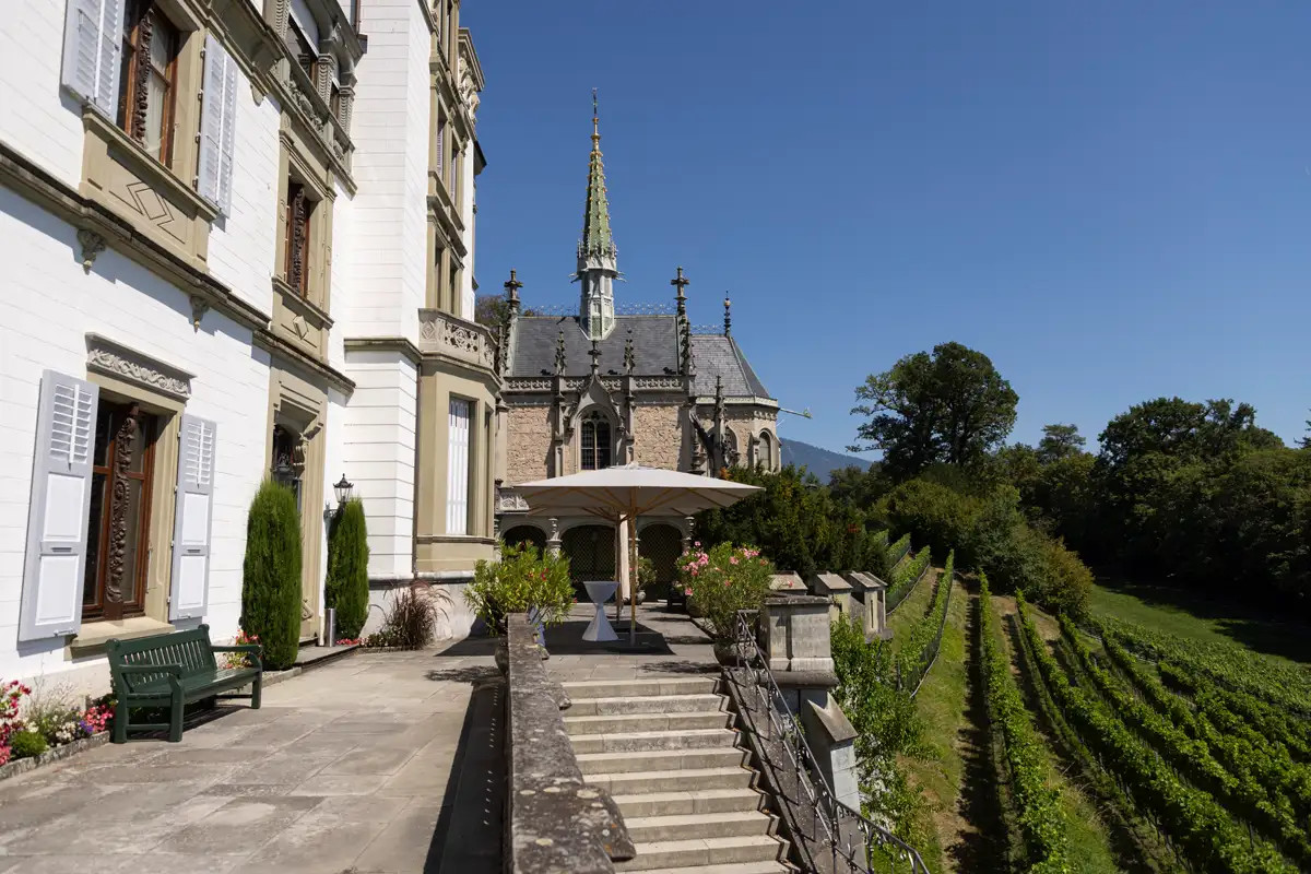 Schloss Meggenhorn als elegante Location für eine zivile Trauung in Meggen.